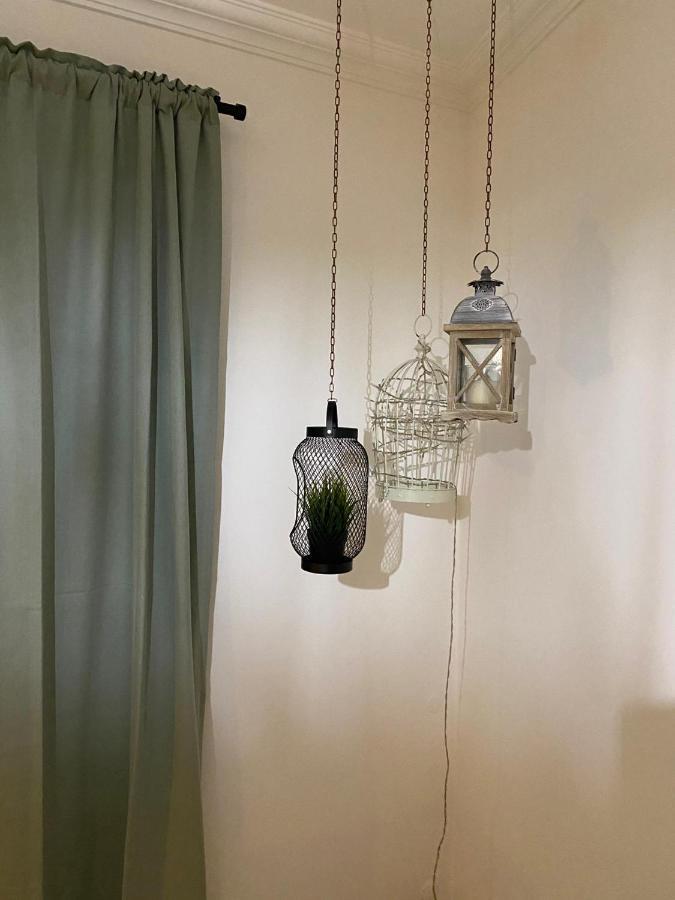 Country Town Apartment Almeirim Bagian luar foto
